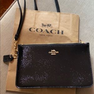 New Black pebble patent clutch